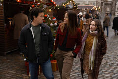Mark Wahlberg, Michelle Monaghan e Zoe Colletti in The Family Plan 2