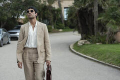 Diego Calva come Teddy in The Night Manager - Stagione 2