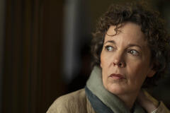 Olivia Colman come Angela Burr in The Night Manager - Stagione 2