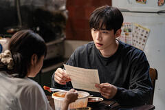Lee Jun-ho come Kang Sang-ung in Cashero 1x01