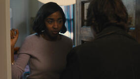 Ayo Edebiri come Susan in Ella McCay Perfettamente Imperfetta