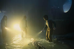 Clara Stack, Blake Cameron James, Amanda Christine in IT Welcome To Derry 1x05