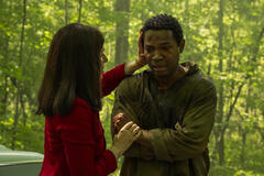 Madeline Stowe, Stephen Rider in IT Welcome To Derry 1x05