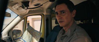 Carlos Manuel Vesga in Pluribus 1x09