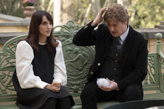 Pietro Sermonti (dx) in Gigolò per caso - Stagione 2