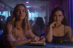 Sydney Sweeney, Maude Apatow in Euphoria 1x08