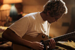 Dominic Fike in Euphoria 2x03