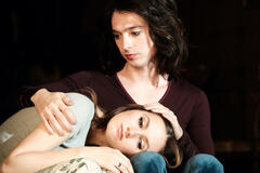 Maude Apatow, Austin Abrams in Euphoria 2x08