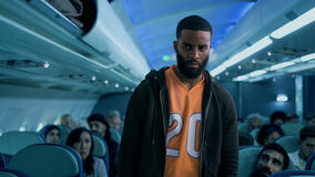 Mohamed Elsandel in Hijack 1x04