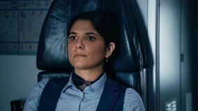 Zora Bishop in Hijack 1x05