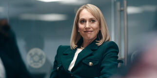 Hattie Morahan in Hijack 1x06