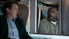 Harry Michell e Idris Elba in Hijack 1x06