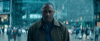 Idris Elba in Hijack 2x01