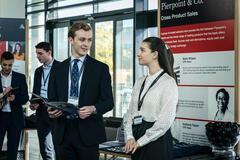 Harry Lawtey, Marisa Abela in Industry 1x04