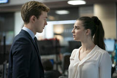 Harry Lawtey, Marisa Abela in Industry 1x06