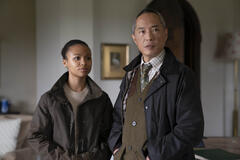 Myha'la Herrold, Ken Leung in Industry 2x03