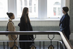 Myha'la Herrold, Marisa Abela, Caoilfhionn Dunne in Industry 2x05