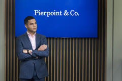 Alex Alomar Akpobome in Industry 2x06