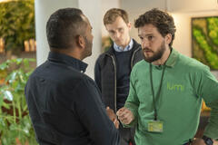 Amol Rajan, Kit Harington, Harry Lawtey in Industry 3x01