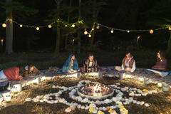 Kit Harington, Harry Lawtey in Industry 3x05