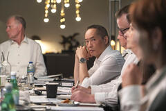 Ken Leung in Industry 3x07