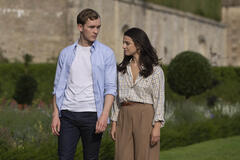 Harry Lawtey, Marisa Abela in Industry 3x08