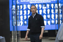 Ken Leung in Industry 3x08