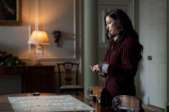 Marisa Abela in Industry 4x01