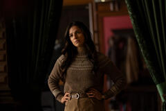 Marisa Abela in Industry 4x02