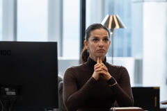 Marisa Abela in Industry 4x03