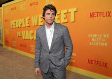 Lukas Gage alla première di Netflix 'People We Meet on Vacation' all'Egyptian Theatre Hollywood il 6 gennaio 2026 a Los Angeles, California