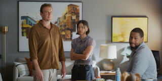 Jason Segel, Lukita Maxwell e Luke Tennie in Shrinking 3x01