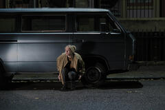 Zara (Sophie Turner) in STEAL