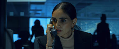 Liraz Charhi in Tehran 1x05