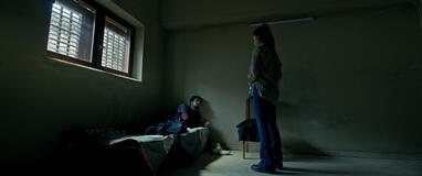 Shervin Alenabi e Niv Sultan in Tehran 1x07