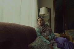 Shila Ommi in Tehran 2x01