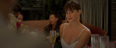 Niv Sultan in Tehran 2x03