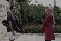 Darius Homayoun e Niv Sultan in Tehran 2x05