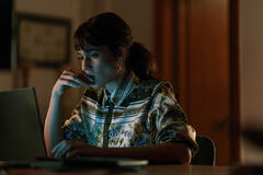 Niv Sultan in Tehran 2x06