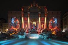 Foto Fontana di Trevi per l'anteprima italiana di The Beauty a Roma, il 19 gennaio 2026