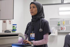 Amielynn Abellera in The Pitt 1x10