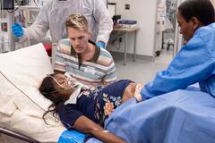 Enuka Okuma, Mason McCulley in The Pitt 1x11