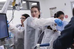 Isa Briones in The Pitt 1x01