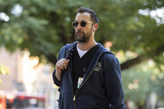 Noah Wyle in The Pitt 1x01