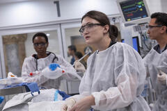 Isa Briones in The Pitt 1x02