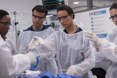 Tracy Ifeachor, Alexandra Metz, Isa Briones in The Pitt 1x03