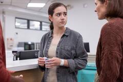 Abby Ryder Fortson in The Pitt 1x07