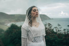 Anamaria Vartolomei in The Seduction - Stagione 1