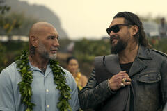 Dave Bautista e Jason Momoa in Fratelli demolitori