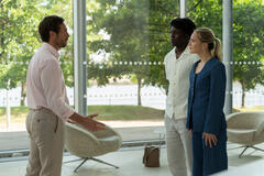 Stephen Campbell Moore, Toheeb Jimoh, Miriam Petche in Industry 4x05